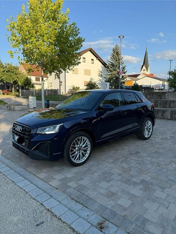 Schwarz Gebraucht 2023 Audi Q2 S-Line SUV | 28.500 € (Superpreis) - Bild 1/4