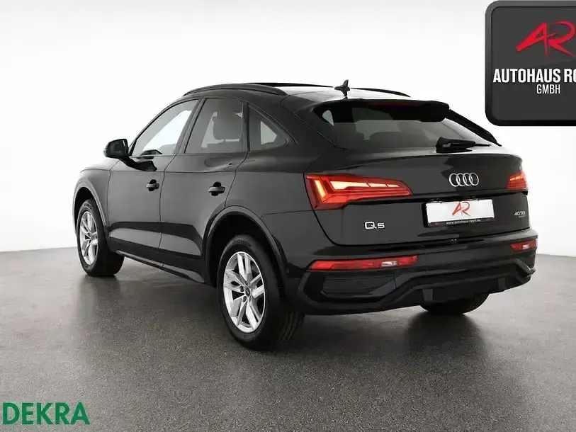 Gebraucht Audi Q5 Sportback Ambiente 204 PS (150 kW) 2022 Schwarz SUV