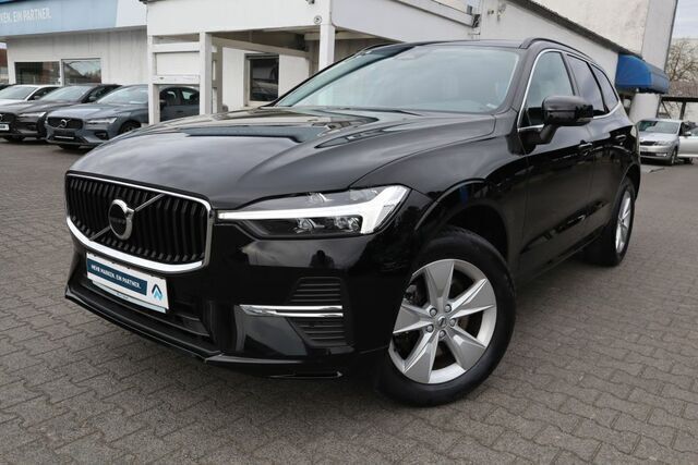 Gebraucht Volvo XC60 Core 197 PS (144 kW) 2023 Andere farbe SUV