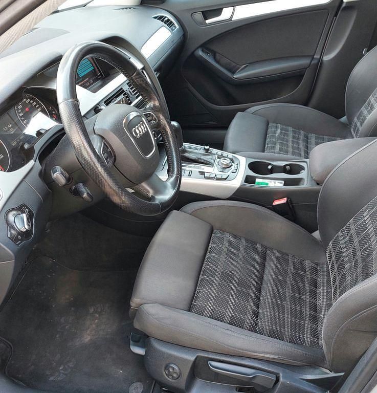 Gebraucht Audi A4 Ambiente 143 PS (105 kW) 2011 Silber Kombi