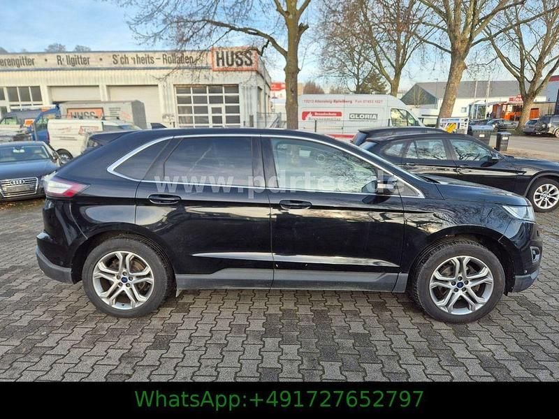 Second-hand Ford Edge Titanium 209 CP (153 kW) 2016 Negru SUV