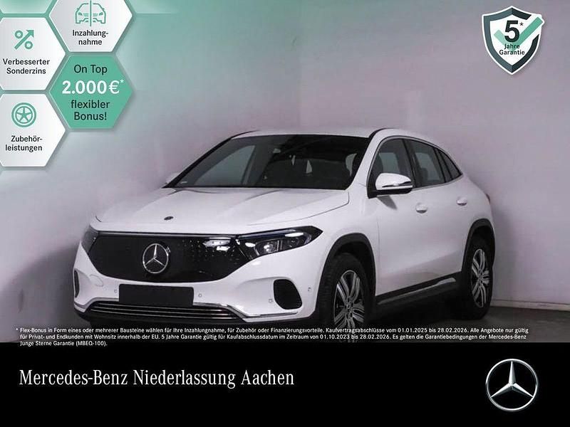 Polarweiß Gebraucht 2024 Mercedes EQA350 Advanced Plus SUV | 33.690 € (Superpreis) - Bild 1/3