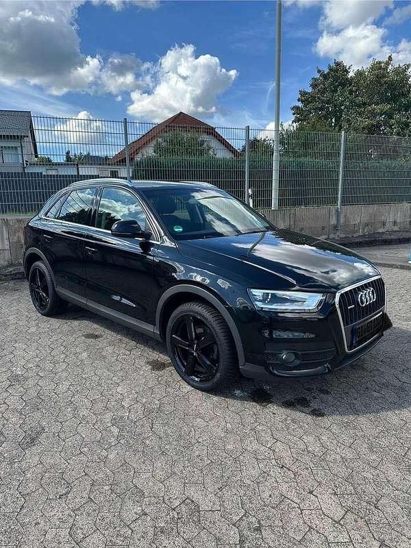 Schwarz Gebraucht 2012 Audi Q3 SUV | 14.900 € (Fairer Preis) - Bild 1/4