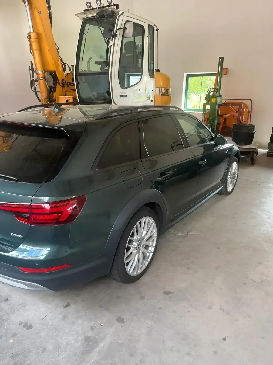 Gebraucht Audi A4 Allroad 218 PS (160 kW) 2017 Grün Kombi