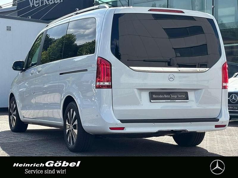 Gebraucht Mercedes V250 Edition 190 PS (139 kW) 2024 Weiß Van / Kleinbus