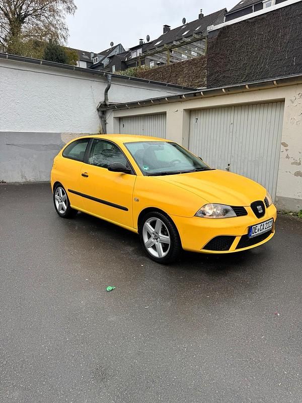 Second-hand Seat Ibiza 70 CP (51 kW) 2007 Galben Hatchback