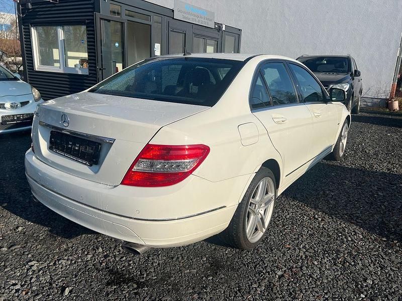 Gebraucht Mercedes C350 272 PS (200 kW) 2008 Weiß Limousine