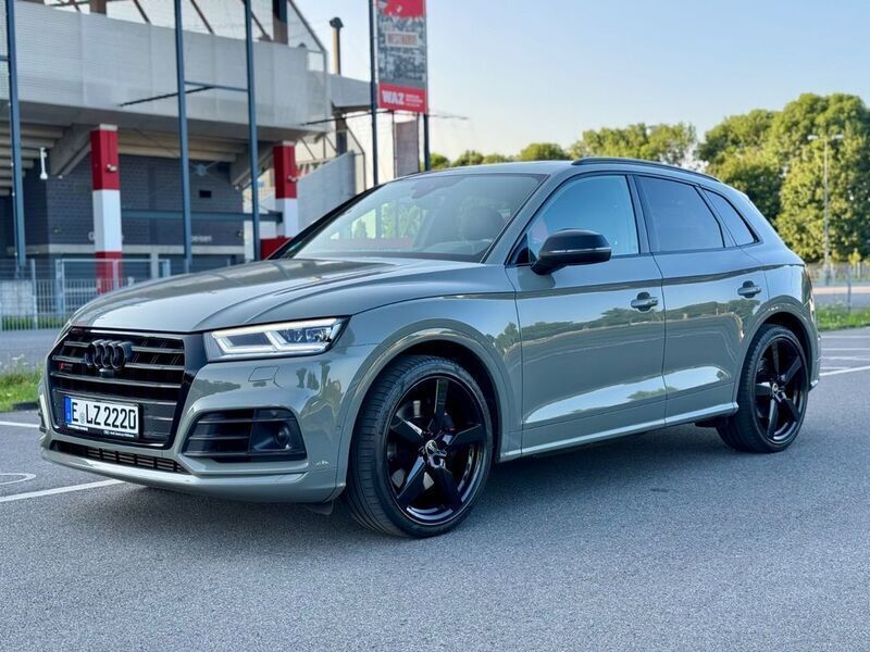 Grau Gebraucht 2020 Audi SQ5 Ambiente SUV | 48.500 € (Fairer Preis) - Bild 1/4