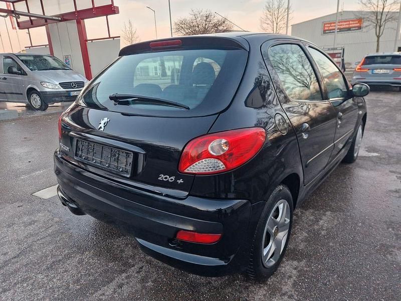 Gebraucht Peugeot 206 75 PS (55 kW) 2010 Schwarz Limousine
