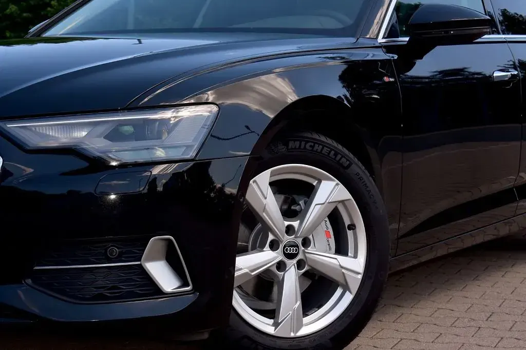 Gebraucht Audi A6 Sport 163 PS (119 kW) 2021 Schwarz Limousine