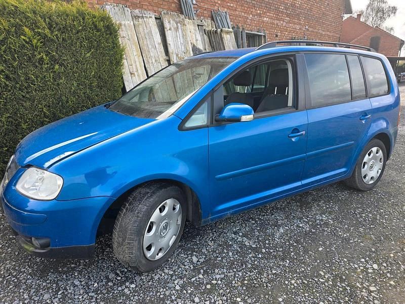 Gebraucht VW Touran 105 PS (77 kW) 2003 Blau Van / Kleinbus
