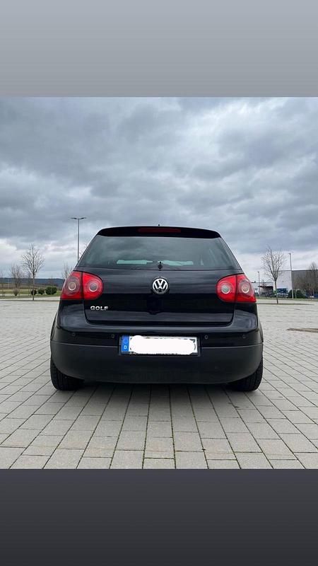 Gebraucht VW Golf V 80 PS (58 kW) 2008 Schwarz Kleinwagen