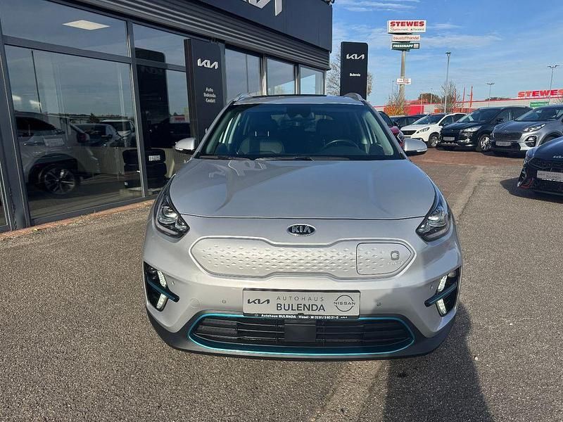 Gebraucht Kia e-Niro Spirit 150 kW (204 PS) 2021 Silber SUV