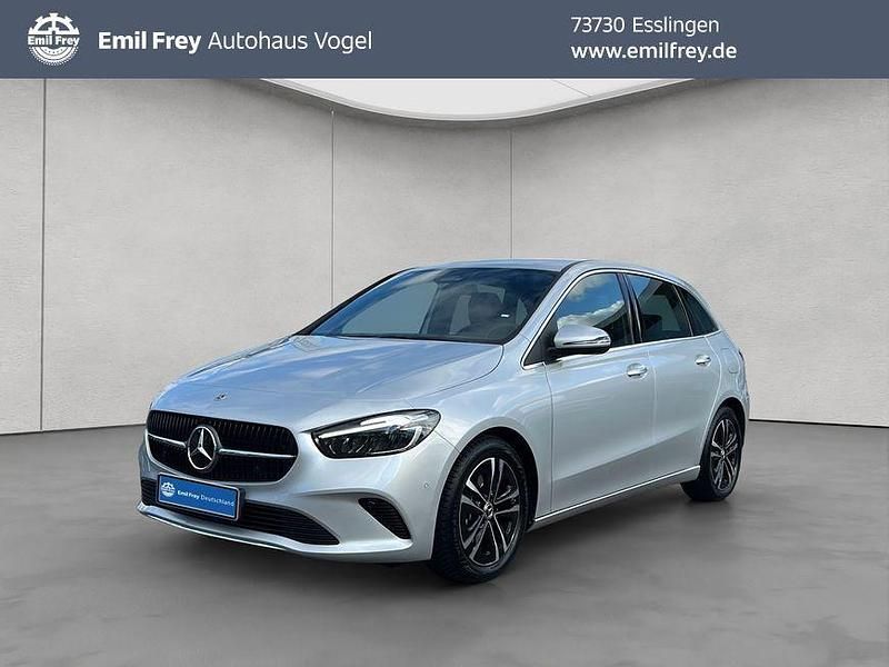 Silber Gebraucht 2023 Mercedes B180 Van / Kleinbus | 26.990 € (Superpreis) - Bild 1/4