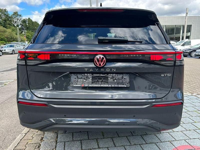 Neu VW Tayron 150 PS (110 kW) 2026 Uranograu SUV