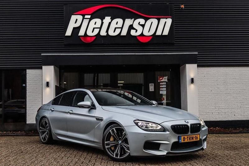 Grau Gebraucht 2013 BMW M6 Sport Line Coupé | 33.899 € - Bild 1/4