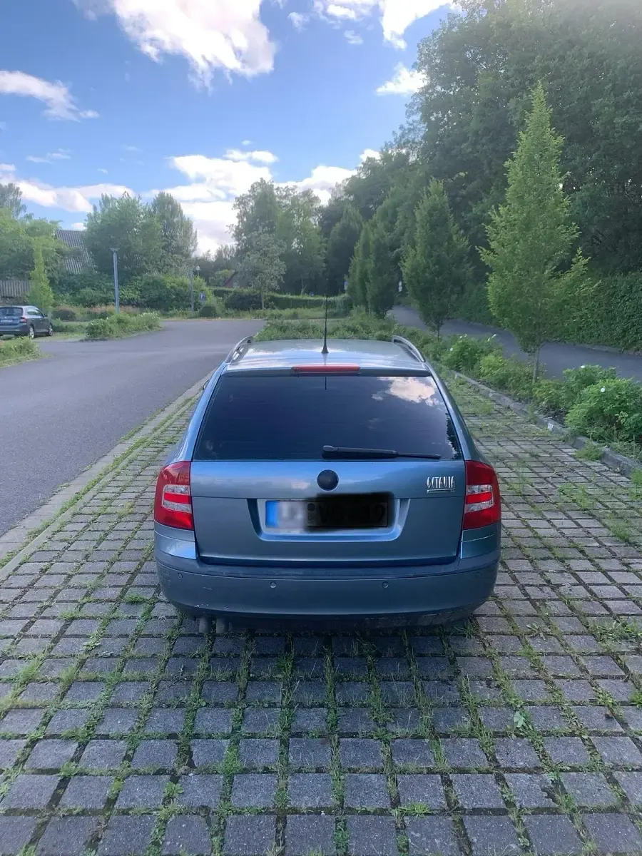 Gebraucht Skoda Octavia 140 PS (102 kW) 2007 Blau Limousine