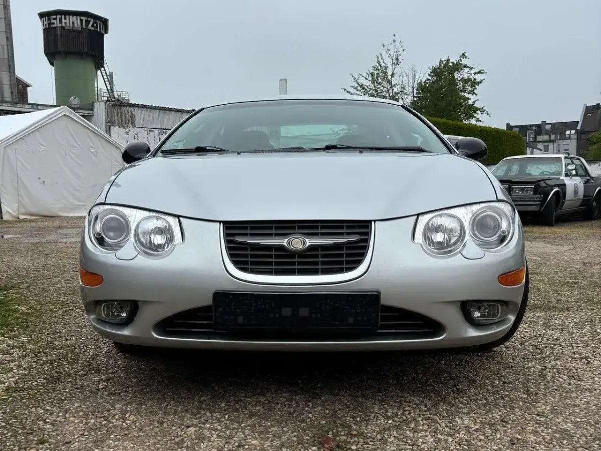 Gebraucht Chrysler 300M 204 PS (150 kW) 2000 Bright silver metallic (ps2) Limousine