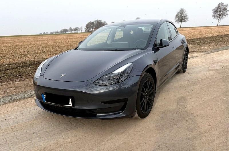 Gebraucht Tesla Model 3 Standard Range Plus 239 kW (325 PS) 2021 Limousine