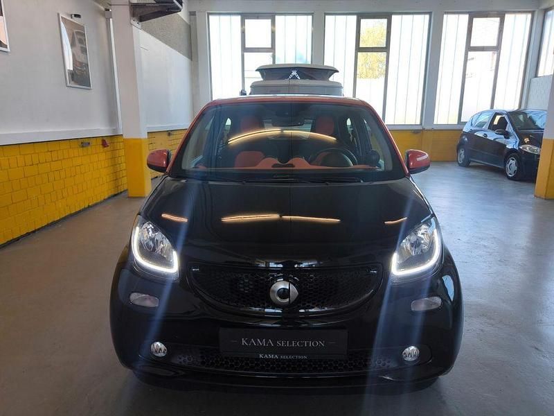 Second-hand Smart ForFour 90 CP (66 kW) 2017 Negru Hatchback