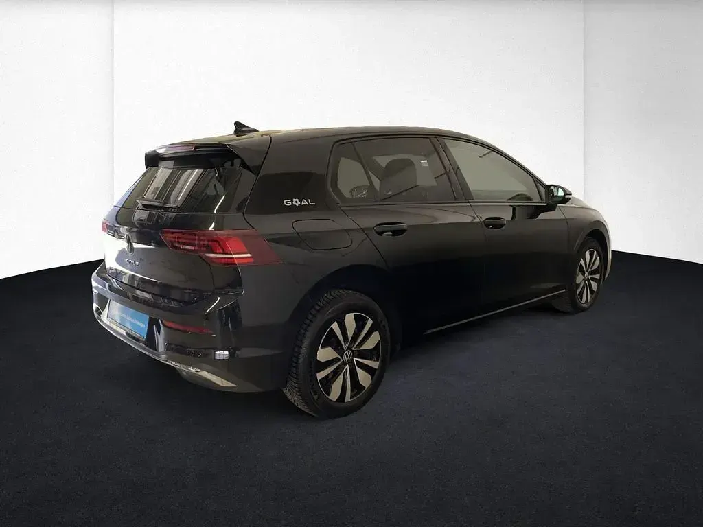 Gebraucht VW Golf VIII Goal 116 PS (85 kW) 2025 Schwarz Limousine