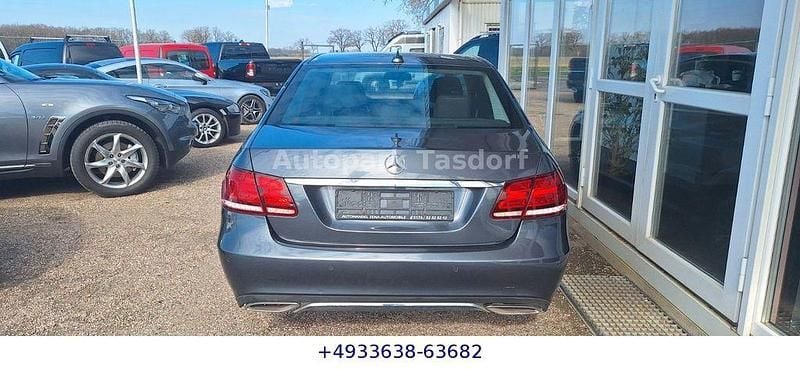 Gebraucht Mercedes E250 204 PS (150 kW) 2014 Grau Limousine