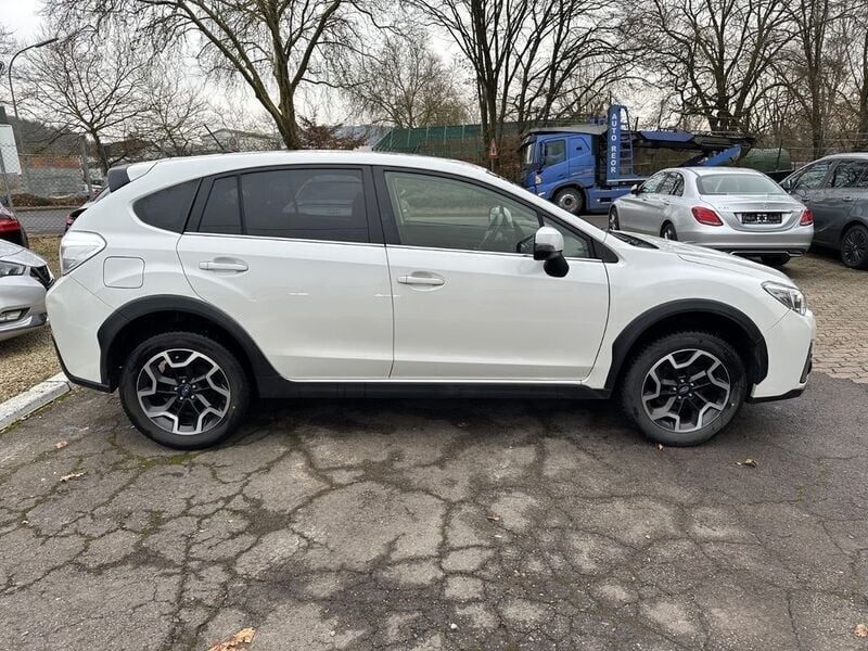 Gebraucht Subaru XV Trend 114 PS (83 kW) 2016 Weiß SUV