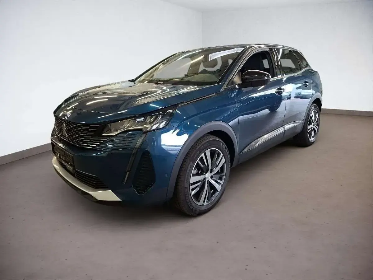 Gebraucht Peugeot 3008 Allure 131 PS (96 kW) 2023 Blau SUV