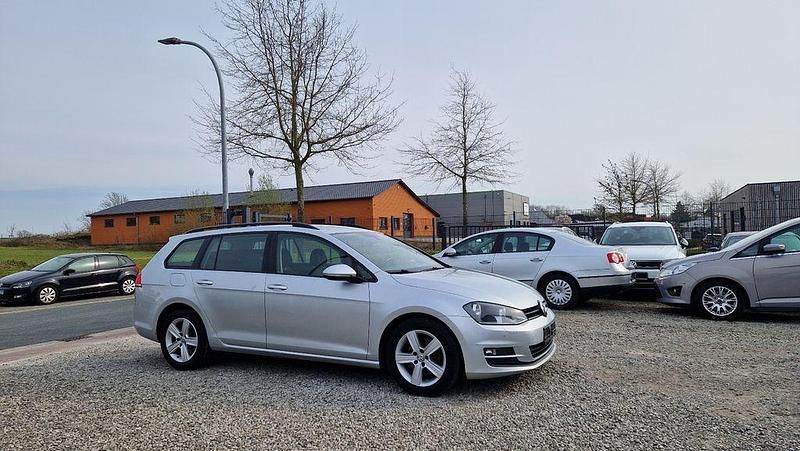 Gebraucht VW Golf VII Comfortline 110 PS (80 kW) 2015 Silber Kombi