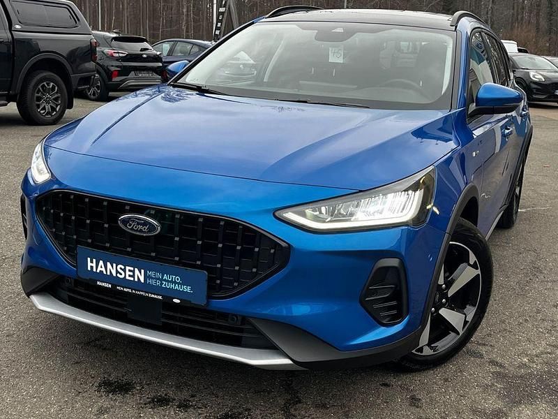 Blau Gebraucht 2024 Ford Focus Active X Limousine | 25.900 € (Fairer Preis) - Bild 1/4