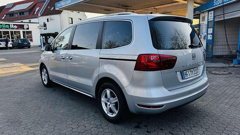 Gebraucht Seat Alhambra Style 140 PS (102 kW) 2010 Grau Van / Kleinbus