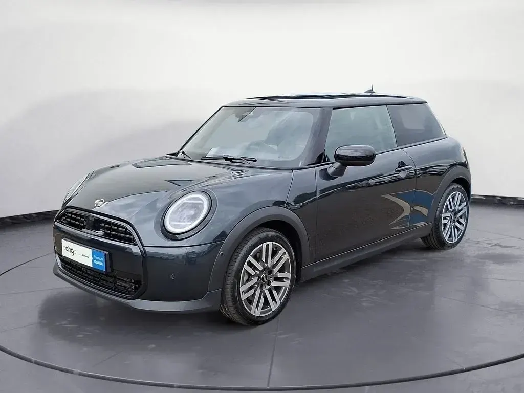 Gebraucht Mini Cooper Classic 114 kW (156 PS) 2025 Silber Kleinwagen