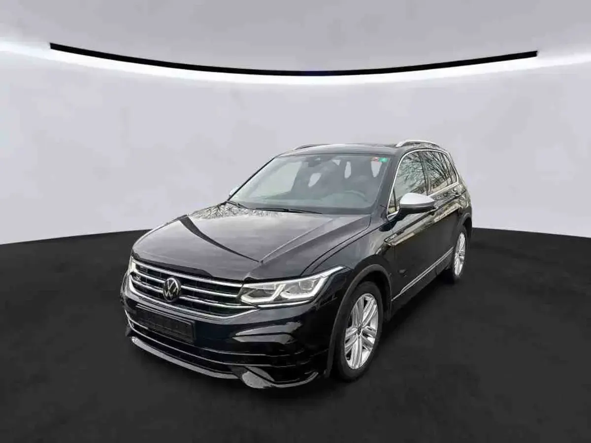 Gebraucht VW Tiguan R 320 PS (235 kW) 2023 Schwarz SUV