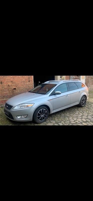 Silber Gebraucht 2009 Ford Mondeo Kombi | 1.700 € (Superpreis) - Bild 1/4