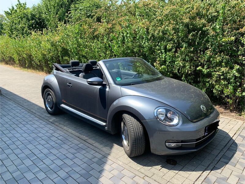 Grau Gebraucht 2015 VW Beetle Cup Cabrio | 19.900 € (Etwas zu teuer) - Bild 1/4