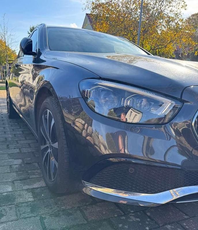 Gebraucht Mercedes E300 320 PS (235 kW) 2021 Schwarz Kombi