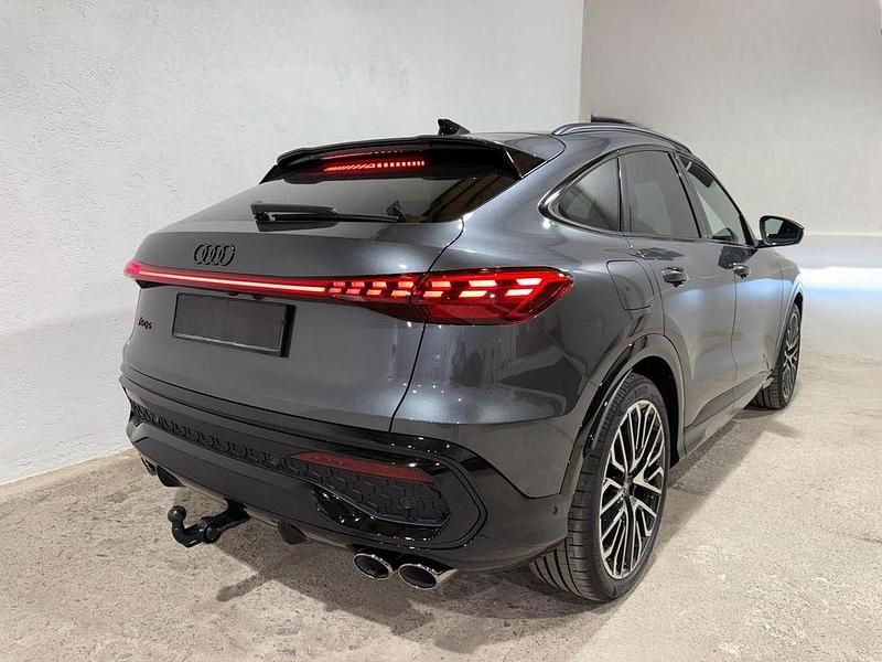 Neu Audi SQ5 Sportback Sport 367 PS (269 kW) 2026 Grau SUV