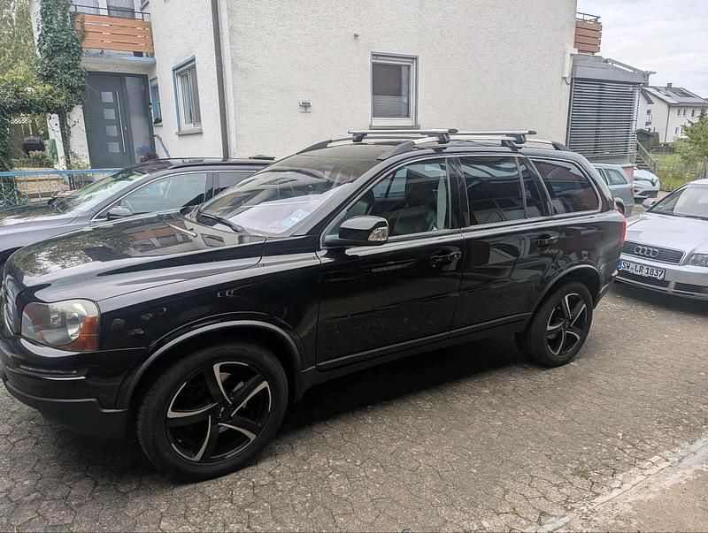 Schwarz Gebraucht 2011 Volvo XC90 SUV | 12.999 € (Teuer) - Bild 1/3