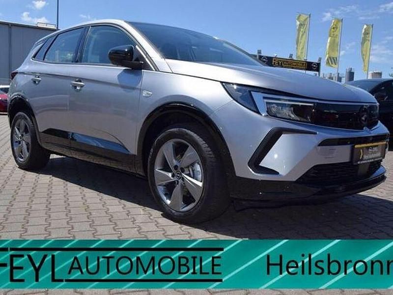 Grau Gebraucht 2024 Opel Grandland X SUV | 23.900 € (Fairer Preis) - Bild 1/4