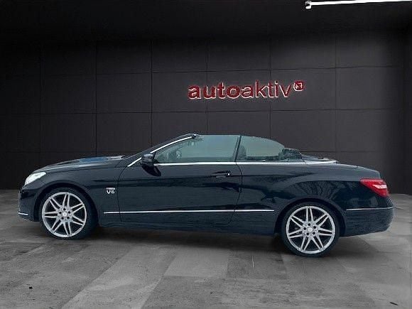 Gebraucht Mercedes E350 AMG 231 PS (169 kW) 2010 Schwarz Cabrio
