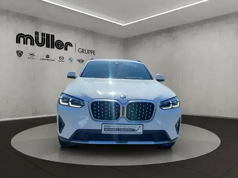 Gebraucht BMW X4 Efficient Dynamics 190 PS (139 kW) 2022 Alpinweiß uni SUV