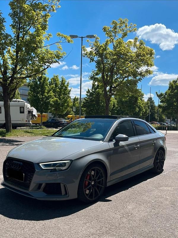 Gebraucht Audi RS3 400 PS (294 kW) 2019 Grau Limousine