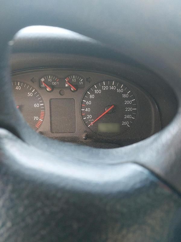 Gebraucht VW Passat 102 PS (75 kW) 1999 Grün Kombi