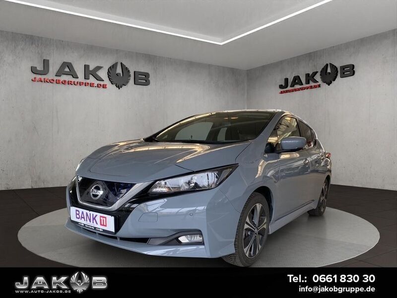Cermaic grey Gebraucht 2022 Nissan Leaf N-Connecta Kleinwagen | 15.490 € (Fairer Preis) - Bild 1/4