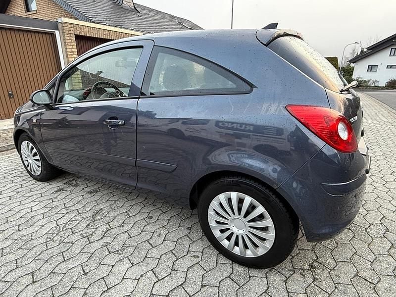Second-hand Opel Corsa 85 CP (62 kW) 2007 Andere farben Hatchback