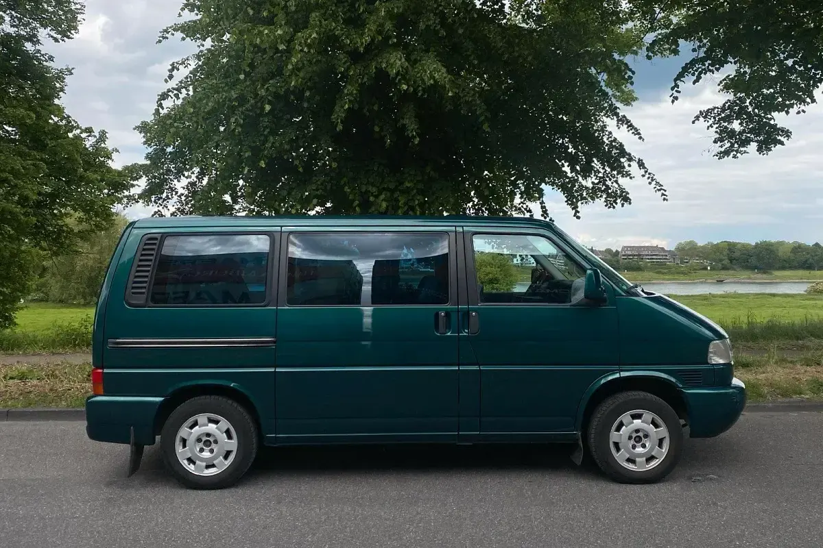 Gebraucht VW Multivan 141 PS (103 kW) 1997 Grün Van / Kleinbus