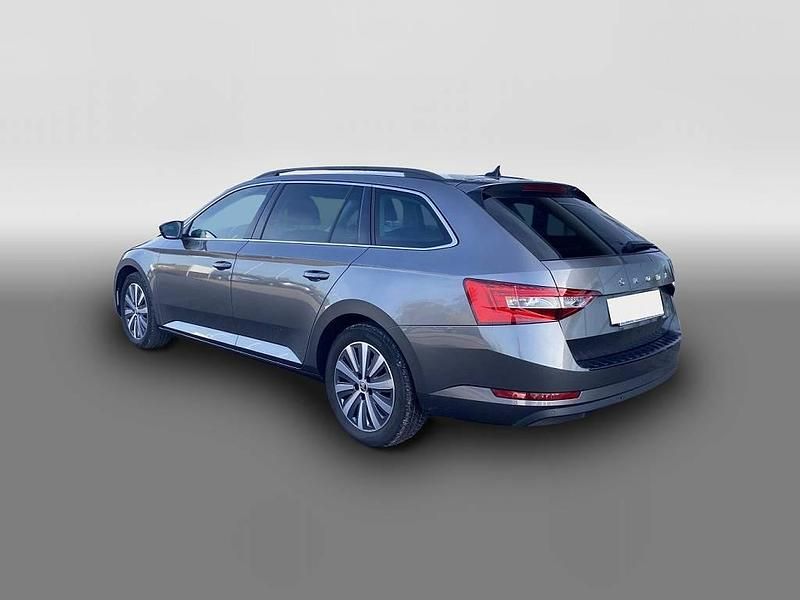 Usata Skoda Superb 200 CV (147 kW) 2022 Grigio Station wagon