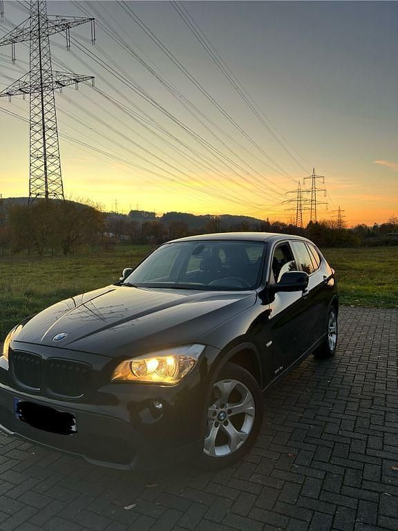 Gebraucht BMW X1 143 PS (105 kW) 2010 Schwarz SUV