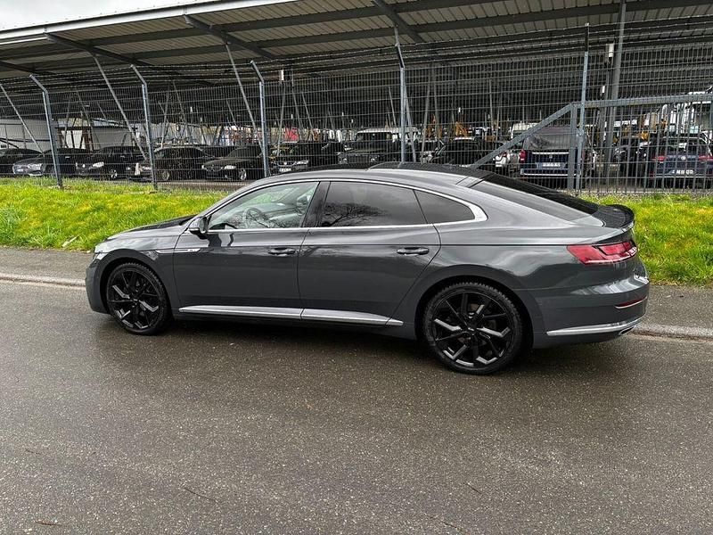 Gebraucht VW Arteon R-line 272 PS (200 kW) 2019 Grau Kleinwagen