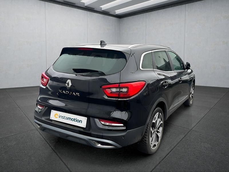 Gebraucht Renault Kadjar Techno 158 PS (116 kW) 2022 Schwarz SUV